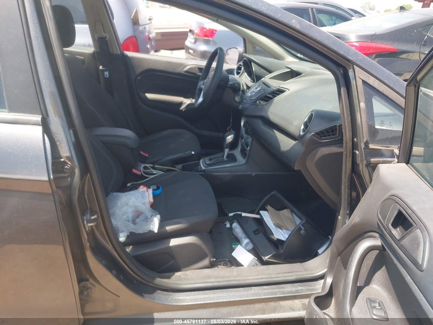 2017 FORD FIESTA auction photo 5