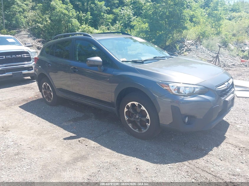 2021 SUBARU CROSSTREK auction photo 1