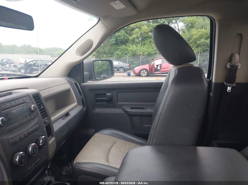 2011 RAM RAM 1500 auction photo 5