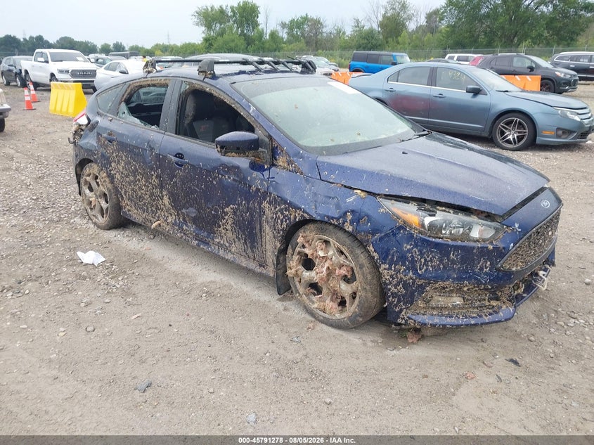Vin: 1fadp3l91hl302468, lot: 46290109, ford focus st 2017 img_1