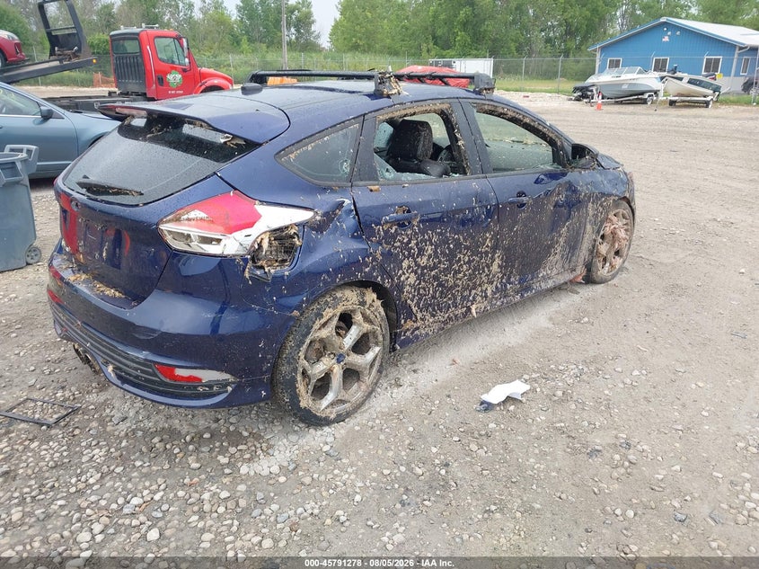 Vin: 1fadp3l91hl302468, lot: 46290109, ford focus st 20174