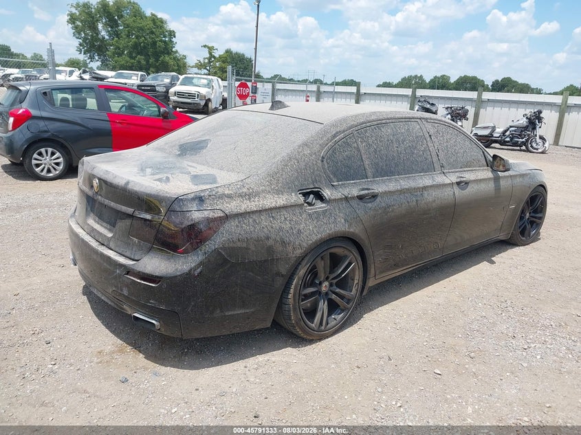 2012 BMW 750LI auction photo 4