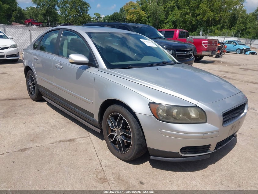 2004 VOLVO S40 auction photo 1