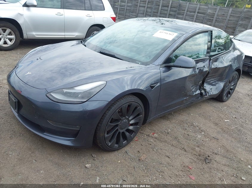 TESLA MODEL 3 - zdjęcie 2