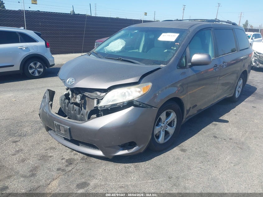 Vin: 5tdkk3dc6cs269159, lot: 46290272, toyota sienna le v6 8 passenger 20122