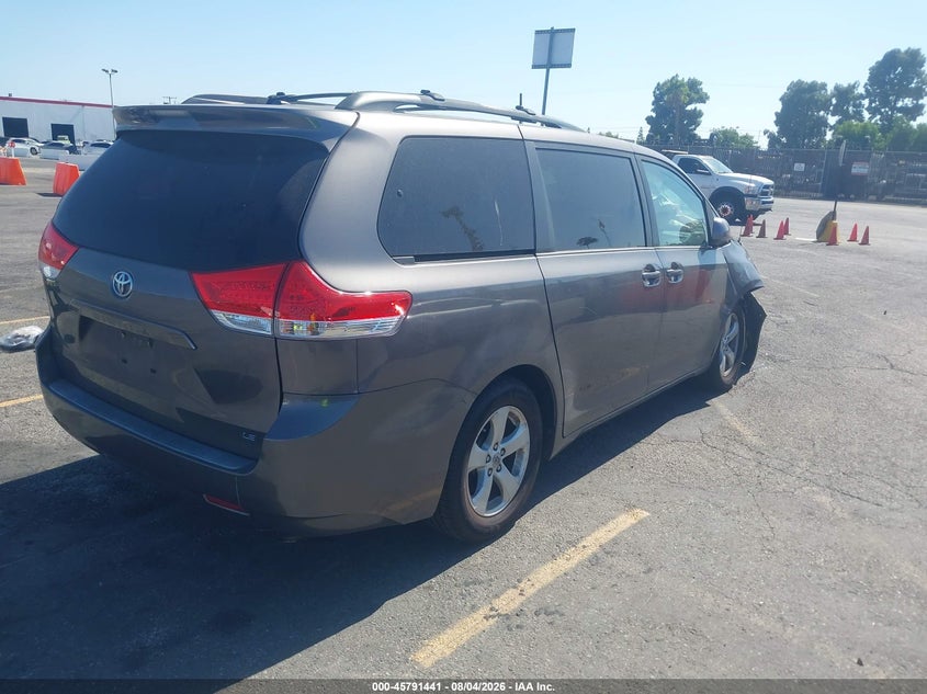 Vin: 5tdkk3dc6cs269159, lot: 46290272, toyota sienna le v6 8 passenger 20124