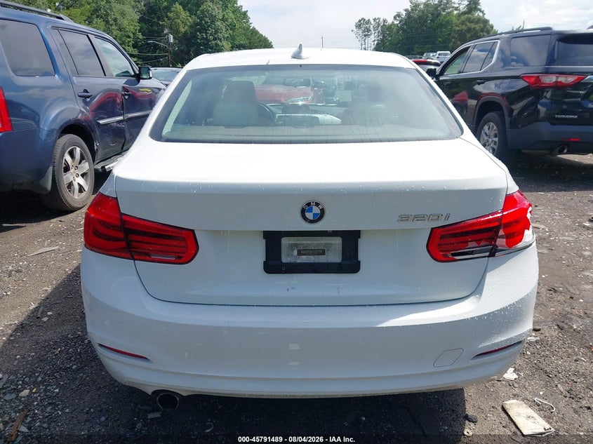 BMW 320I - zdjęcie 17