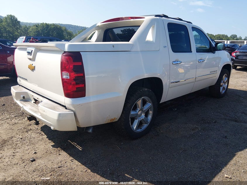 2012 CHEVROLET AVALANCHE auction photo 4