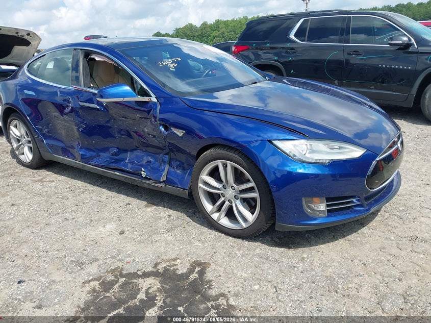 TESLA MODEL S - zdjęcie 1