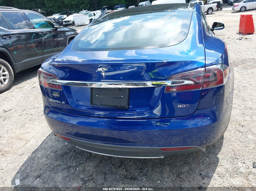 TESLA MODEL S - zdjęcie 16