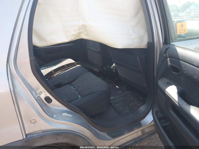 2005 HONDA CR-V auction photo 8