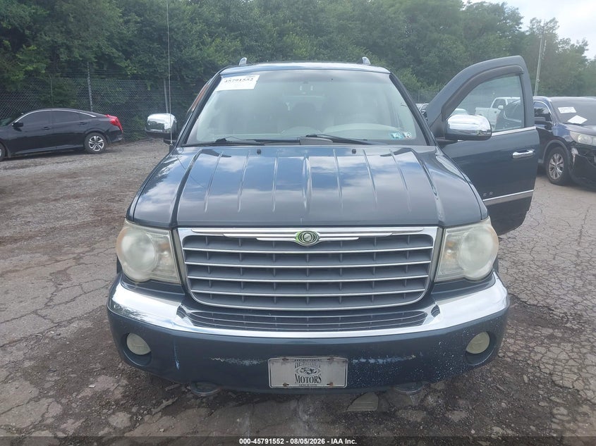 2008 CHRYSLER ASPEN auction photo 6