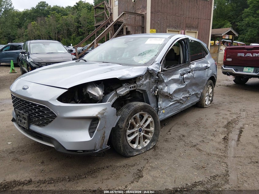 Vin: 1fmcu9g6xnub52475, lot: 46290434, ford escape se 20222