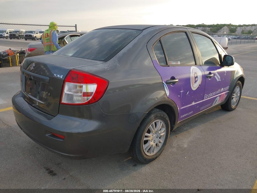 2012 SUZUKI SX4 auction photo 4