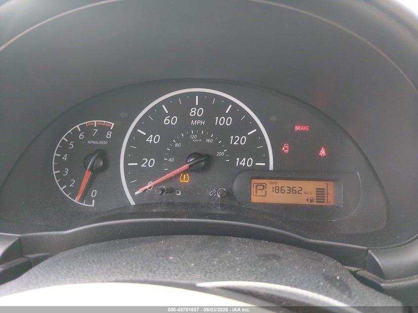 2017 NISSAN VERSA auction photo 7