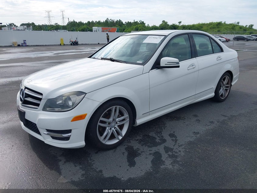 2014 MERCEDES-BENZ C 250 auction photo 2