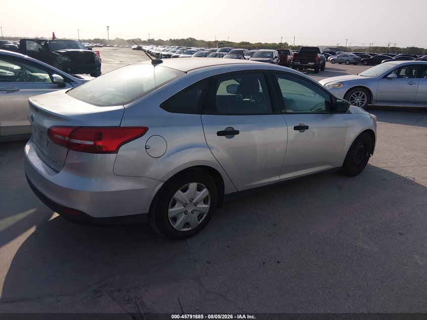 2016 FORD FOCUS auction photo 4