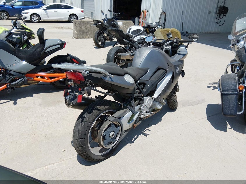 2007 BMW F800 auction photo 4