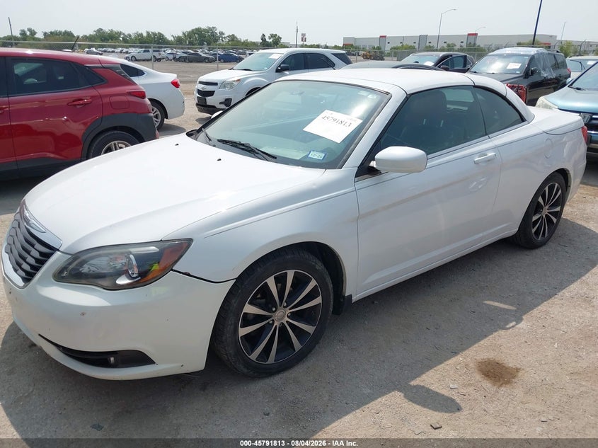 Vin: 1c3bcbggxcn206212, lot: 46290644, chrysler 200 s 20122