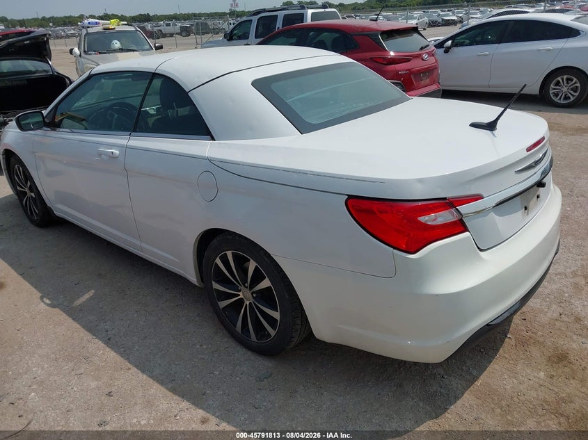 Vin: 1c3bcbggxcn206212, lot: 46290644, chrysler 200 s 20123