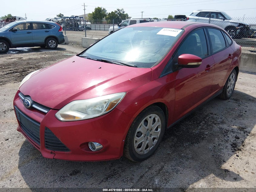 Vin: 1fahp3f2xcl262187, lot: 46290696, ford focus se 20122