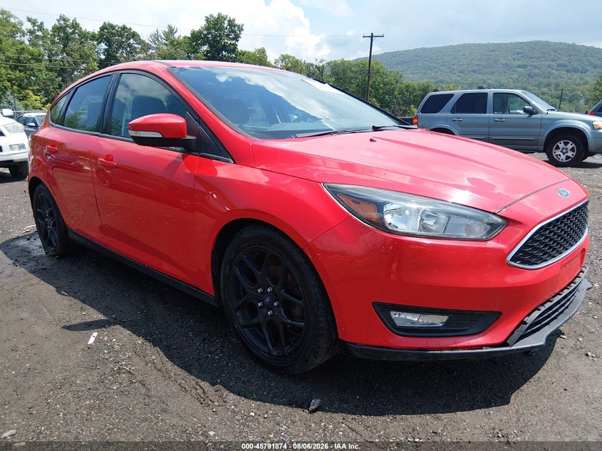 Vin: 1fadp3k23gl307562, lot: 46290705, ford focus se 2016 img_1