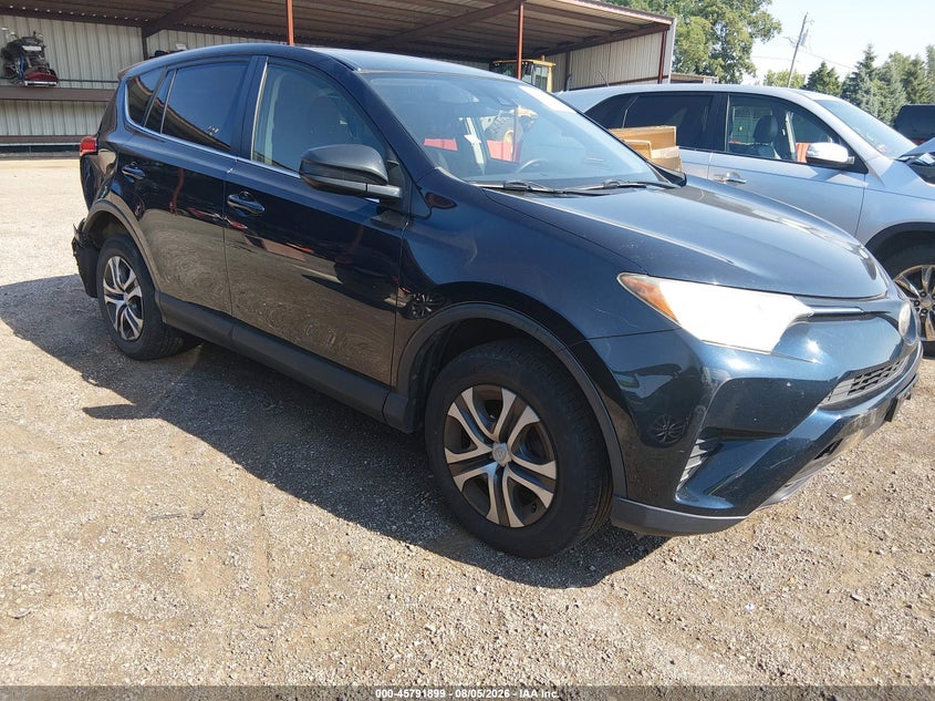 Vin: jtmzfrev3hj717285, lot: 46290730, toyota rav4 le 2017 img_1