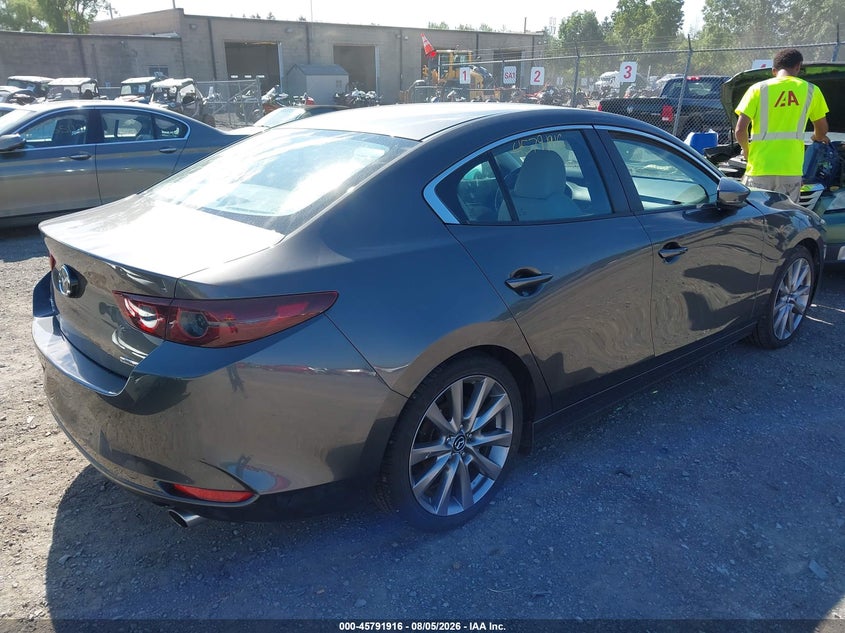 Vin: 3mzbpbcm1mm207592, lot: 46290747, mazda mazda3 preferred 20214