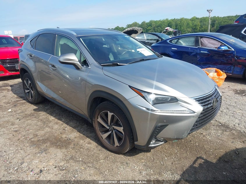 LEXUS NX 300 - zdjęcie 1