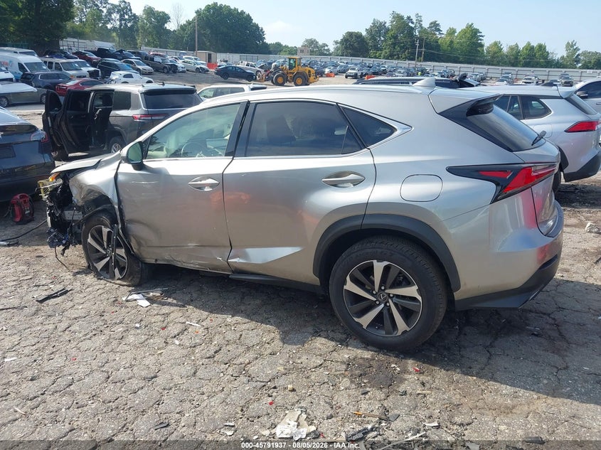 LEXUS NX 300 - zdjęcie 14