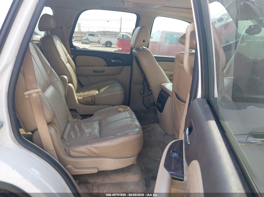 2007 GMC YUKON SPORT UTILITY VEHICLE 6.2L V-8 VVT, 380HP