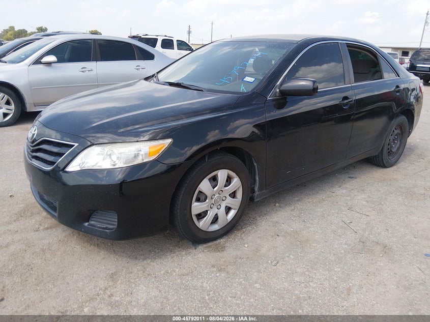 2011 Toyota Camry, Обычный износ, IAAI, VIN 4T1BF3EK7BU738582 — фото 2