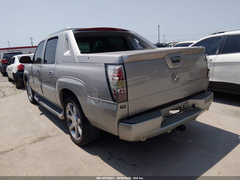 2004 CADILLAC ESCALADE EXT auction photo 3