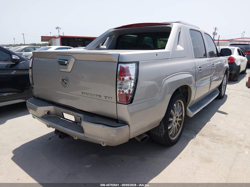 2004 CADILLAC ESCALADE EXT auction photo 4