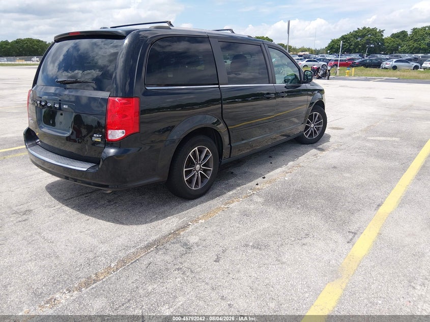 2017 DODGE GRAND CARAVAN auction photo 4