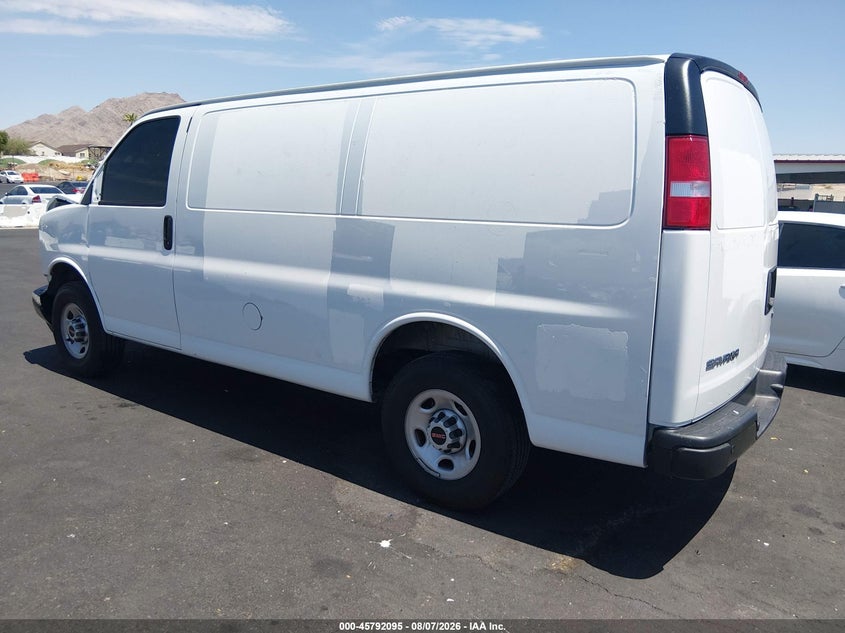 2025 GMC SAVANA CARGO auction photo 3