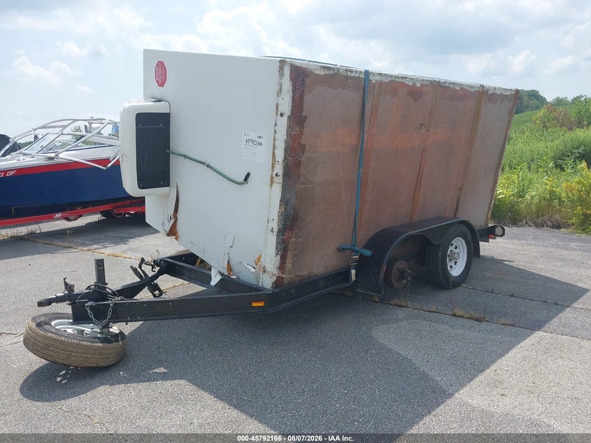 2023 POLAR 12' REEFER ENCLOSED auction photo 2