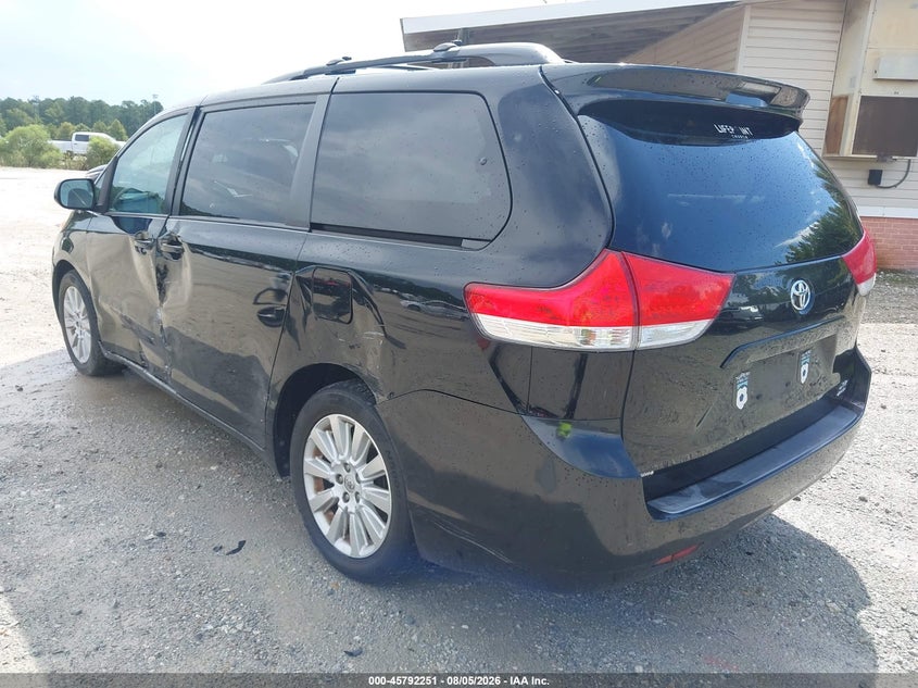 2013 TOYOTA SIENNA VAN 3.5L V-6 DOHC, VVT, 266HP