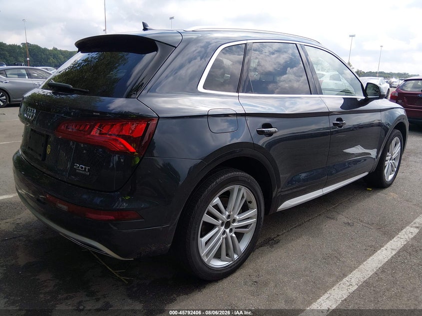 Vin: wa1bnafy9j2187574, lot: 46291237, audi q5 2.0t premium/2.0t tech premium 20184