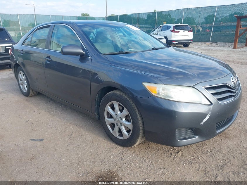 2011 TOYOTA CAMRY auction photo 1
