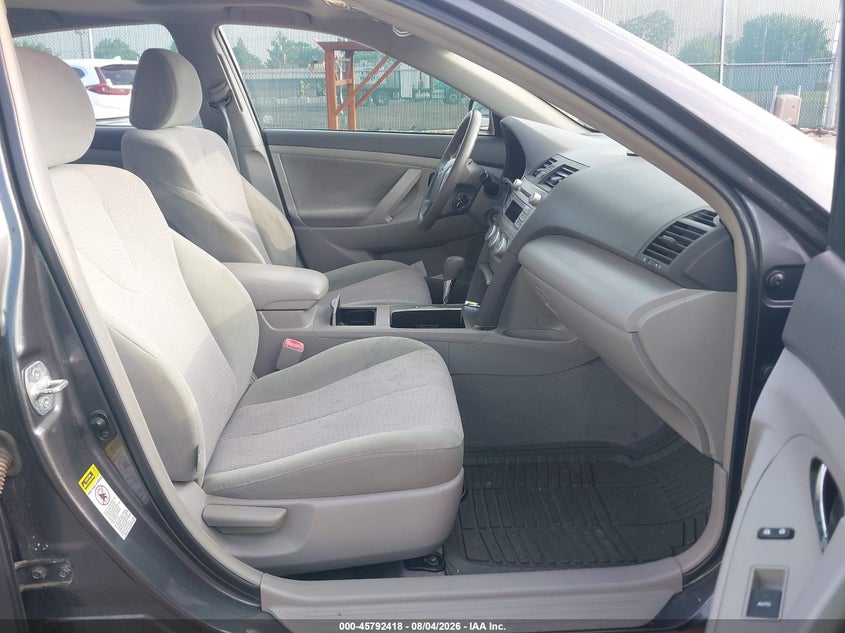 2011 TOYOTA CAMRY auction photo 5