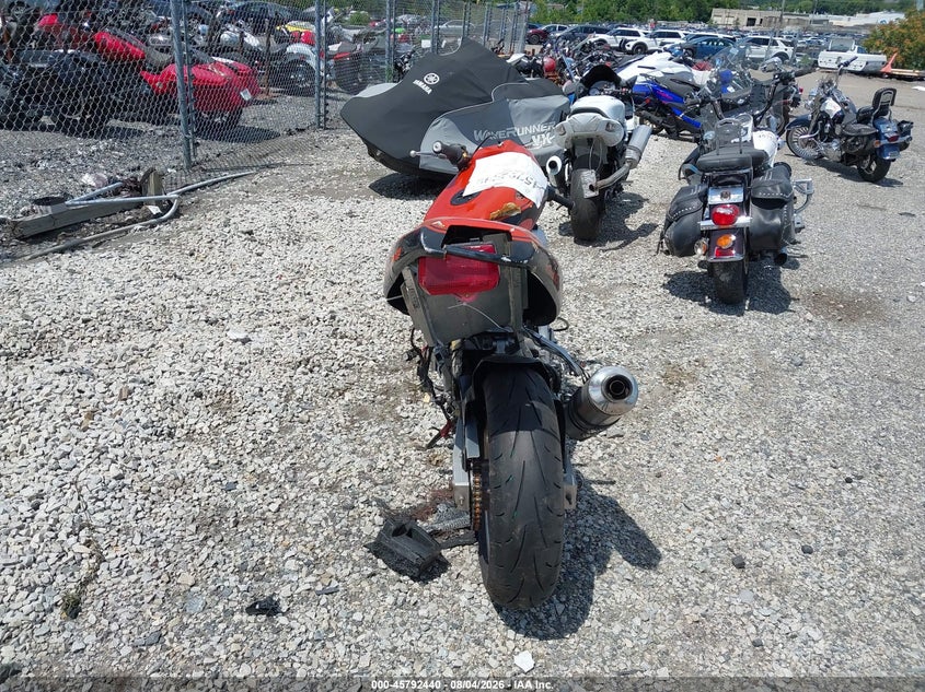 1990 SUZUKI GS500 auction photo 6