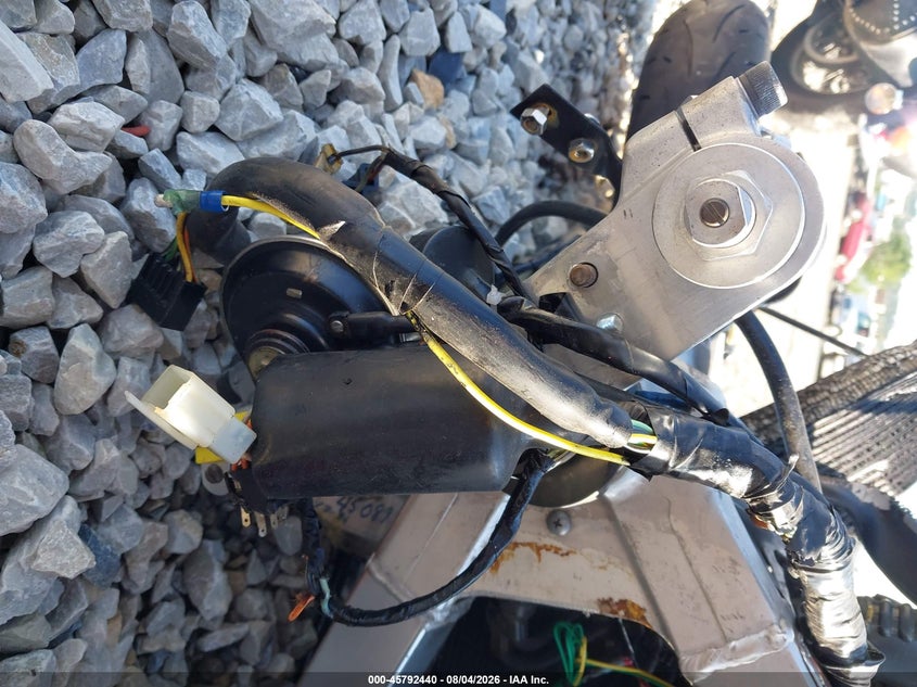 1990 SUZUKI GS500 auction photo 7