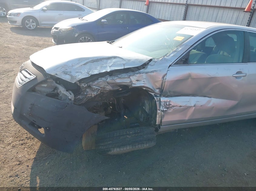 2009 TOYOTA CAMRY auction photo 6