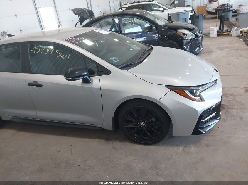 TOYOTA COROLLA - zdjęcie 13