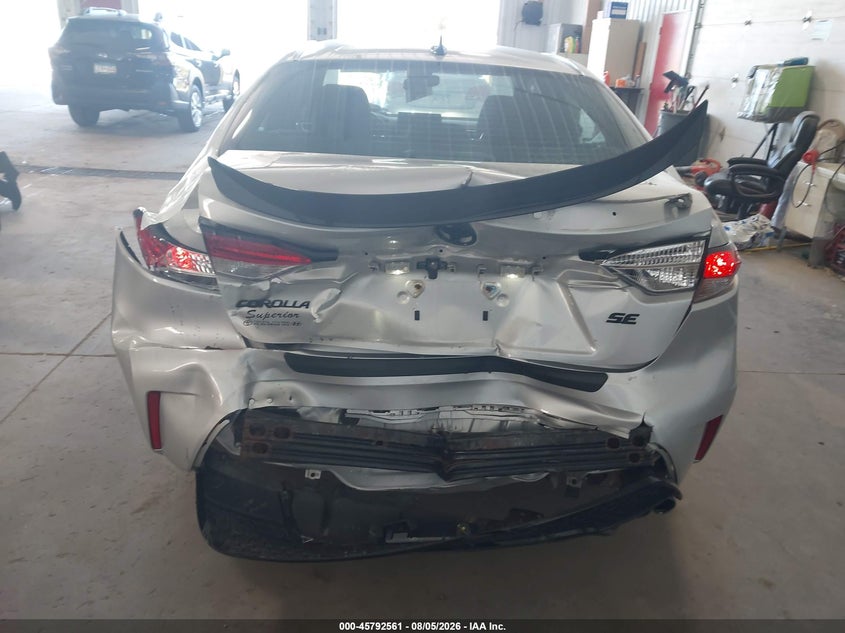TOYOTA COROLLA - zdjęcie 16