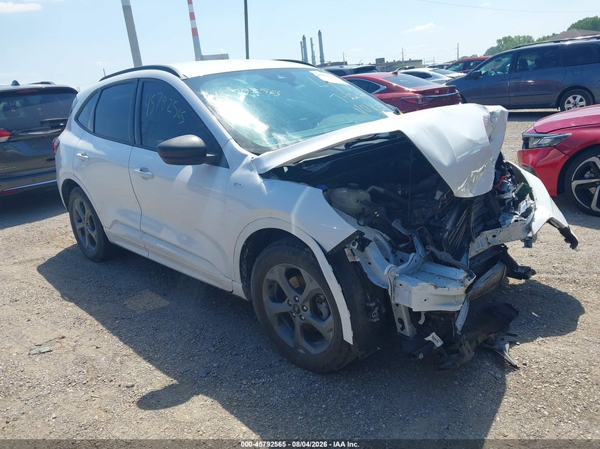 Vin: 1fmcu0mn3pua25383, lot: 46291396, ford escape st-line 2023 img_1