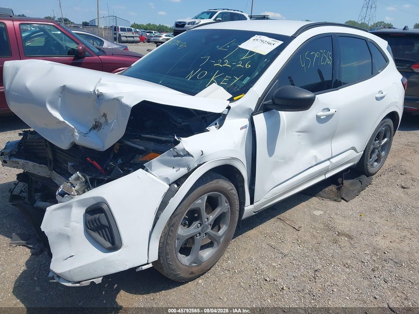 Vin: 1fmcu0mn3pua25383, lot: 46291396, ford escape st-line 20232