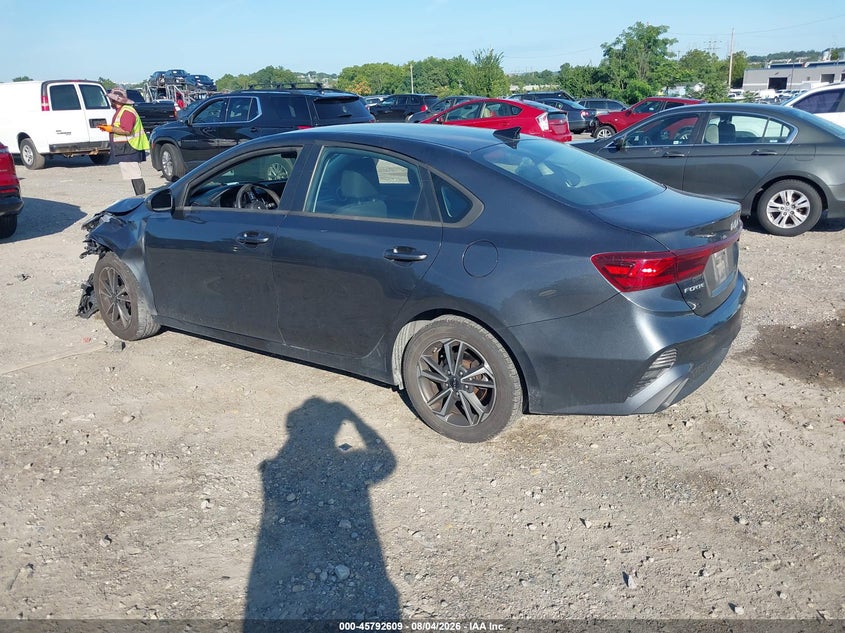 2022 KIA FORTE auction photo 3