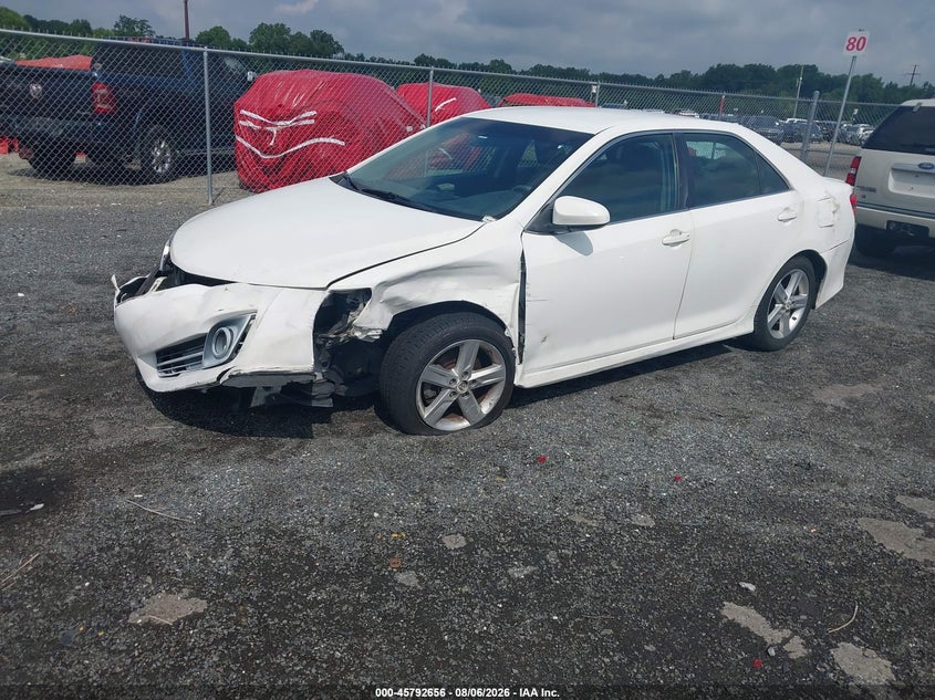 Vin: 4t1bf1fk0du648230, lot: 46291487, toyota camry se 20132
